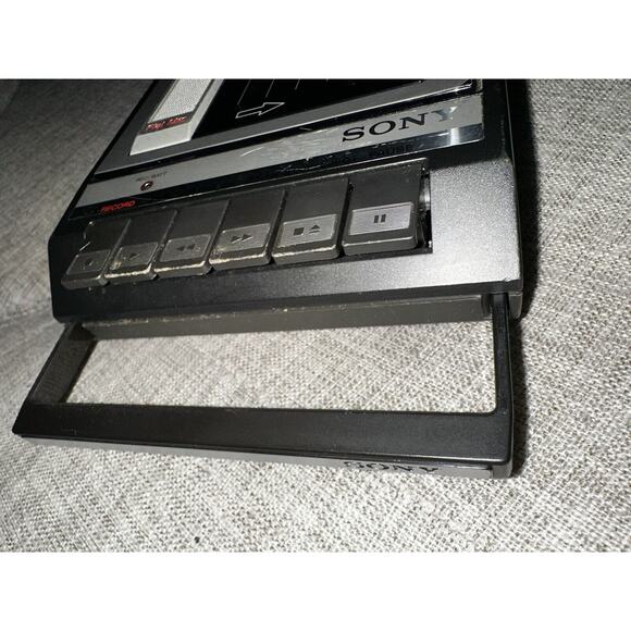 Sony Cassette‎ Corder (TCM-858) Voice Recorder & Player Built in mic Untested - Picture 9 of 11